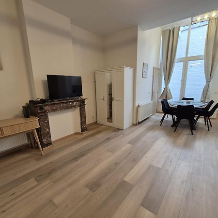 Tasson Snel Apartment Center Of Брюссель Экстерьер фото