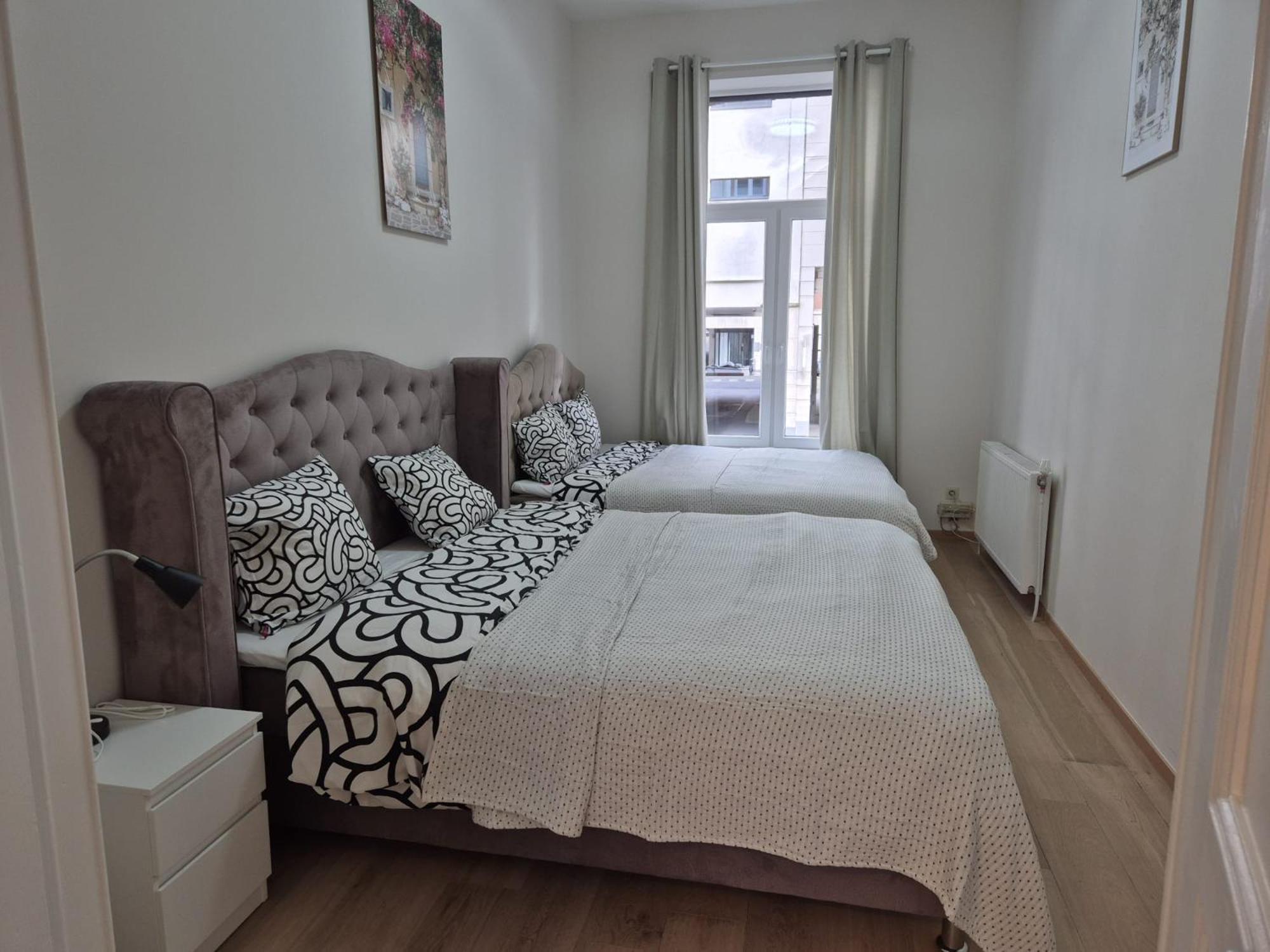 Tasson Snel Apartment Center Of Брюссель Экстерьер фото